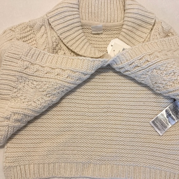 Baby GAP CABLE KNIT CARDIGAN - Size 18-24 months - Picture 2 of 6